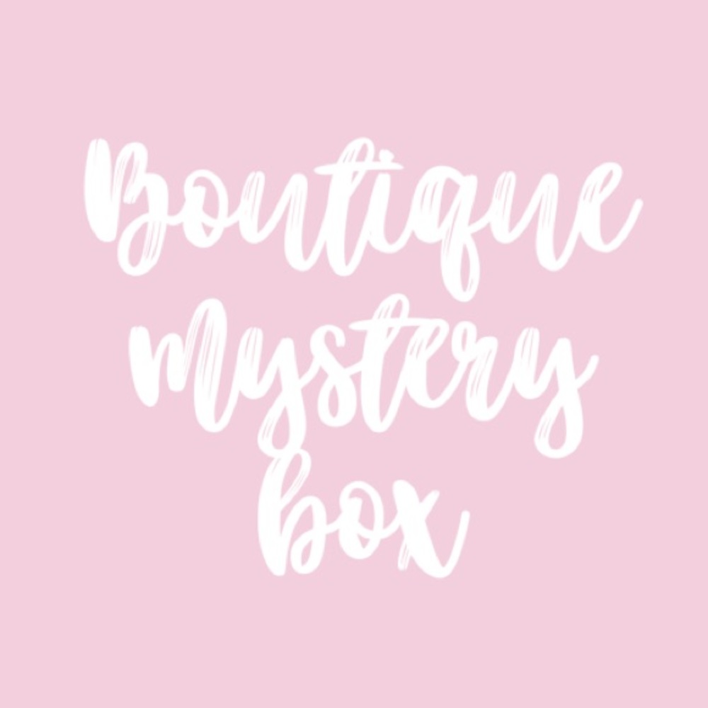 Women’s clothing boutique mystery box